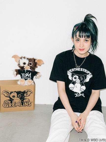 【calif限定】GREMLiNS × X-girl × OVER THE STRiPES GIZMO TEE ＆ DOLL SET